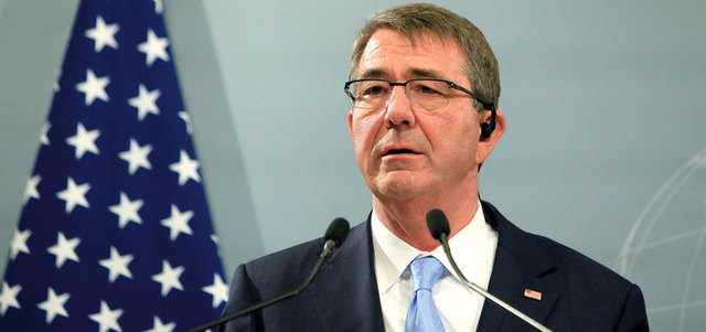 آشتون كارتر: التحالف يستخدم الغارات والقنابل للسيطرة على الطرق بين الرقة والموصل وقطع الاتصالات بينهما.  أ.ي