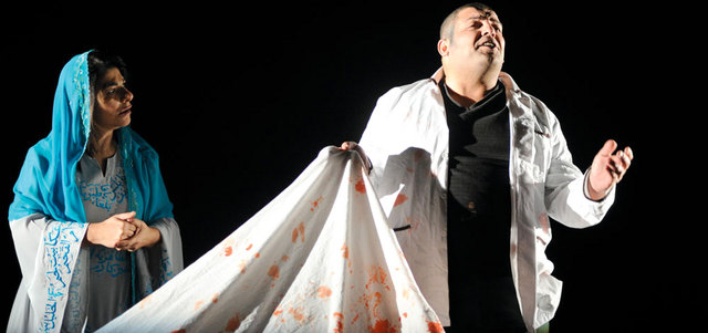 العرض حمل رسائل عدة نجح الممثلان في إيصالها. من المصدر