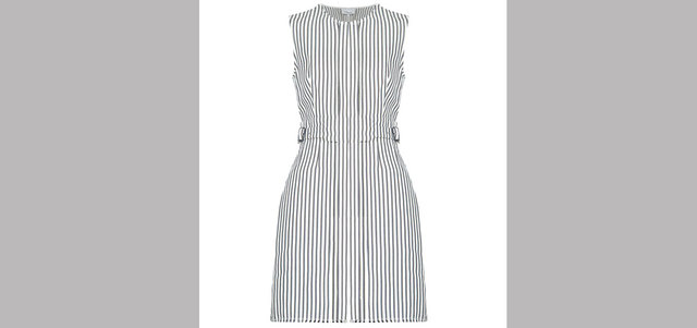 &laquo;فيليب ليم&raquo;: فستان بتصميم بسيط من دون أكمام وتقليمات طولية     بـ2315 درهماً في &laquo;بلومينغدليز&raquo;.