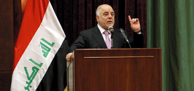 حيدر العبادي: التغيير الوزاري المرتقب ليس ضد أحد أو جهة معينة، وإنما للسير بالإصلاح إلى الأمام.   رويترز