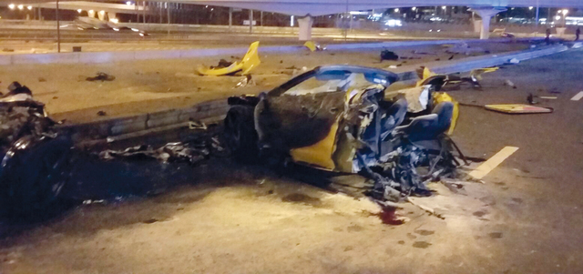 السيارة كانت تقل 4 أشخاص رغم أنها بمقعدين. من المصدر