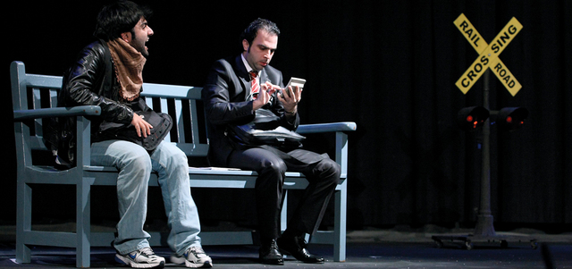 مسرحية «الثالث» تأليف وإخراج عبدالله صالح، عرضت في أيام الشارقة المسرحية 2011. الإمارات اليوم