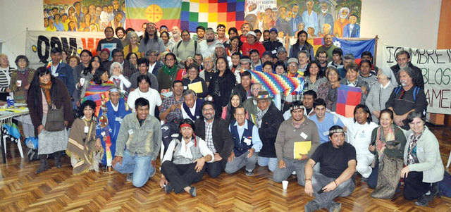 تجمع للسكان الأصليين للمطالبة بالاستفادة من المناطق السياحية.