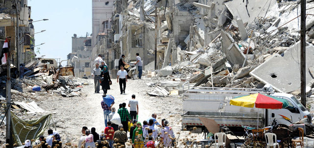 دمار واسع أحدثه نظام الأسد في سورية على مدى السنوات الخمس الماضية. رويترز