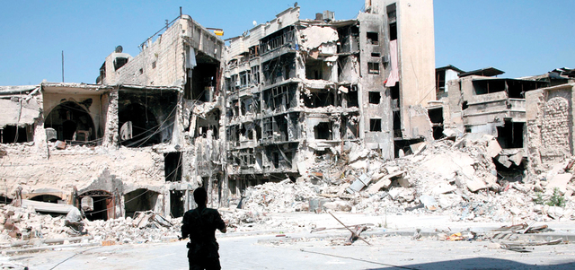 الأزمة السورية أدت إلى تدمير معظم البلد ومقتل أعداد كبيرة من السوريين. أ.ف.ب