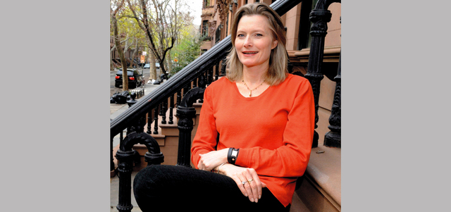 جينيفر إيغان.