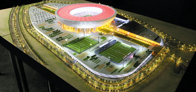 «الاستاد» يعد أول ملعب في العالم مرتفع على الأرض. وام