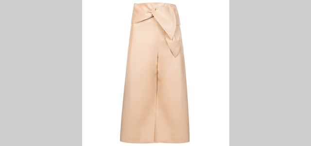 «إم إس جي إم»: سروال حريري بتصميم مبتكر بـ1070 درهماً في «هارفي نيكلز».