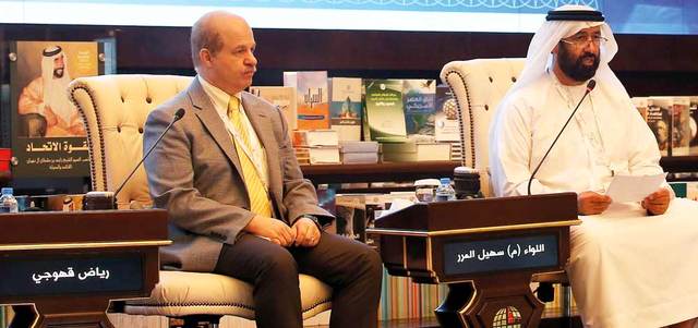 من اليمين.. سهيل المرر ورياض قهوجي. الإمارات اليوم