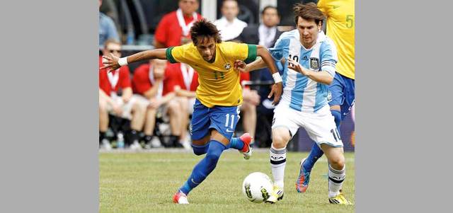 منتخب الأرجنتين يراهن مجدداً على ميسي.. والبرازيل محروم من نيمار في البطولة. أ.ف.ب