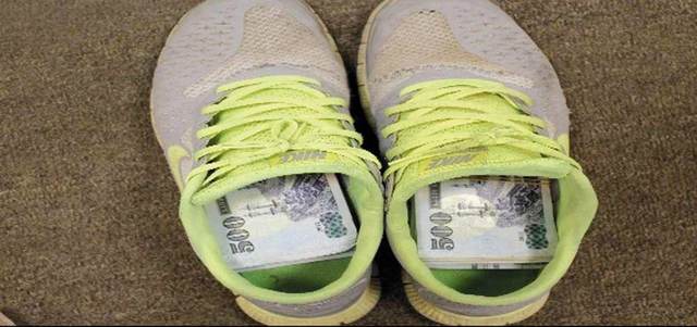 أحد أساليب تهريب الأموال التي تم ضبطها. من المصدر