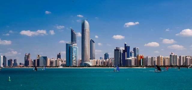 الـ 10 الأوائل  احتلت هونغ كونغ المرتبة الأولى عالمياً بجدارة، لتكون أغلى المدن من حيث كلفة المعيشة في العالم، تلتها العاصمة الأنغولية لواندا في المرتبة الثانية، ثم زيوريخ في المرتبة الثالثة، فسنغافورة في المرتبة الرابعة، تلتها طوكيو في الخامسة، ثم كنشاسا