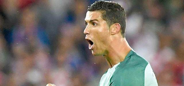 رونالدو مطالب بأداء أفضل من لقاء كرواتيا اليوم. أ.ف.ب