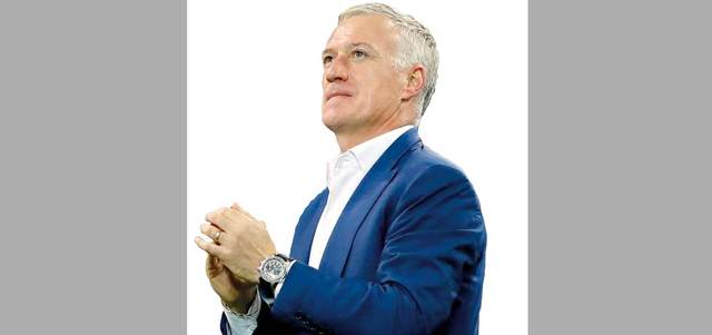 ديشامب: رونالدو سريع ويجيد التعامل مع الكرات العالية. أ.ب