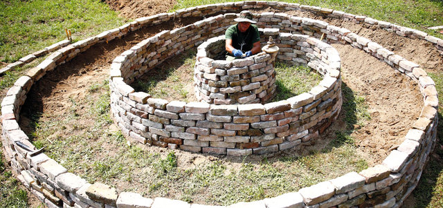 يقدّر عدد زوار الحديقة منذ افتتاحها في 18 يونيو الماضي بنحو 5000 زائر. أ.ف.ب