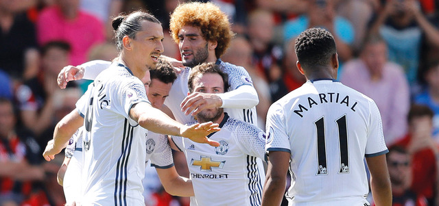 مانشستر يونايتد بدأ الدوري الإنجليزي بقوة بعد الفوز على بورنموث. أ.ب