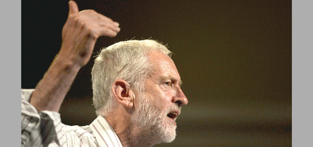 كوربين يقود حزبه إلى اتجاه مختلف يهدد الديمقراطية البريطانية.  إي.بي.إيه