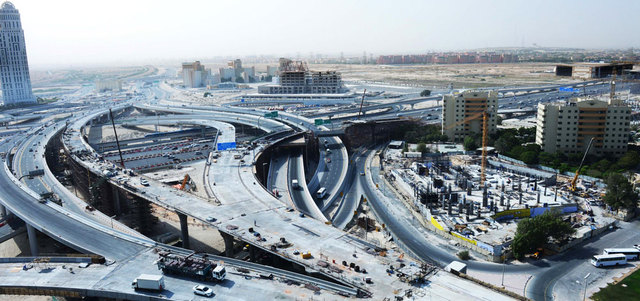 جزيرة «بلو ووترز»  تقع قبالة شاطئ جميرا بيتش.  من المصدر