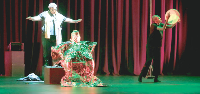 مهرجان دبي لمسرح الشباب على موعد مع دورة إتمام عقده الأول الشهر المقبل.

أرشيفية