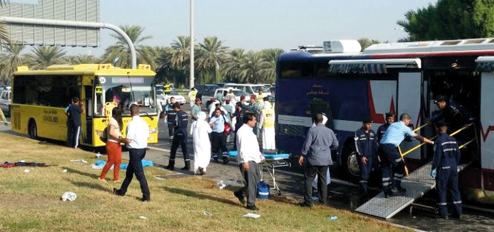 سيارات الإسعاف والإنقاذ والمستشفى الميداني المتنقل عالجت 14 حالة إصابة بسيطة. من المصدر