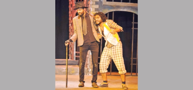 مبدعون وأكاديميون من 42 دولة عربية وأجنبية شاركوا في دورة المهرجان. أرشيفية