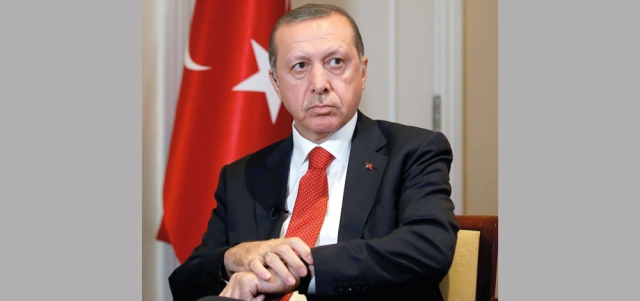 أردوغان حذر من مشاركة &laquo;الحشد الشعبي&raquo; والأكراد في معركة الموصل. رويترز