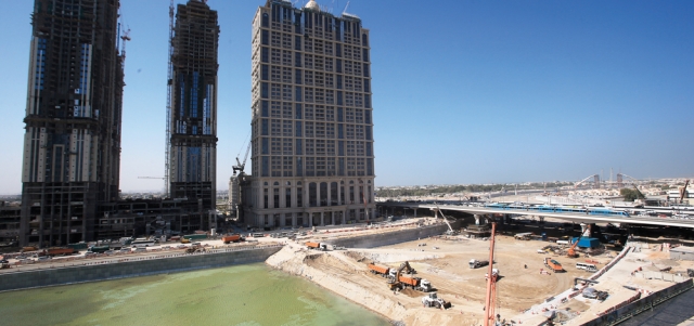 مبانٍ سكنية وأسواق وفنادق ومراكز ترفيهية ستتوزع على ضفتي القناة.