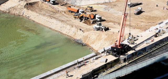 القناة ستسهم في تحسين جودة المياه في خور دبي.