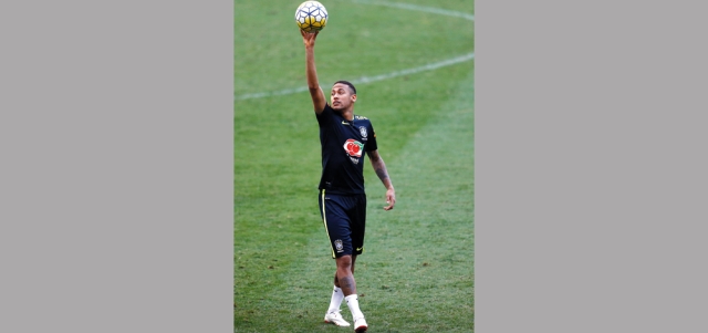 نيمار الرهان الأبرز للبرازيل أمام «التانغو». رويترز