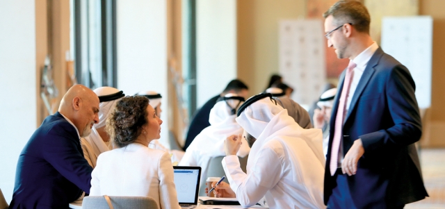 مشاركون في اجتماع مجالس المستقبل 2016 أكدوا أن تطور البنية التحتية ومبادرات الابتكار يدعمان تحول الدولة إلى الثورة الصناعية الرابعة. تصوير: باتريك كاستيلو