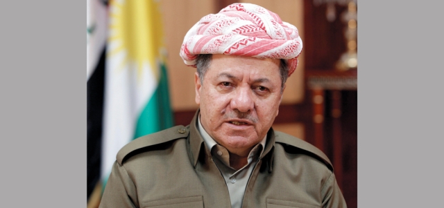 مسعود بارزاني: ملتزمون باتفاق انسحاب أو بقاء البشمركة في المناطق المحررة. رويترز