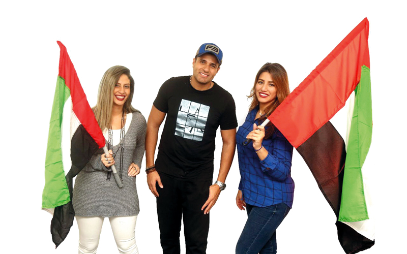 احتفالات اليوم الوطني ألهمت مبادرات فنية عدة أحدثها «اضحك».  من المصدر