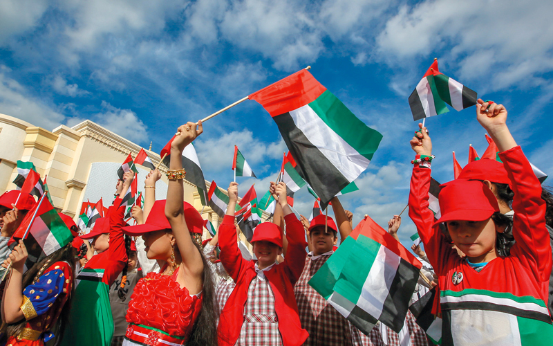 تكثيف الوجود الأمني بالشوارع التي تكثر فيها المسيرات والاحتفالات. أرشيفية