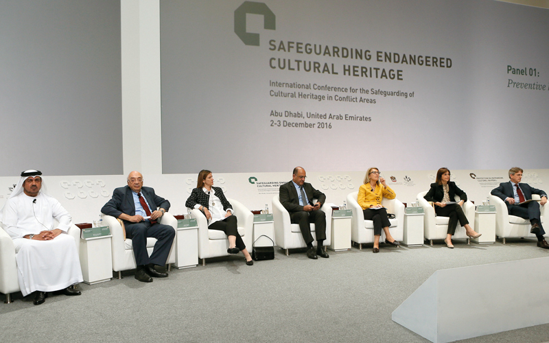 أعمال مؤتمر &laquo;الحفاظ على التراث الثقافي المهدد بالخطر&raquo; قد انطلقت في أبوظبي أمس بمشاركة خبرات وشخصيات من ارجاء العالم. تصوير: نجيب محمد