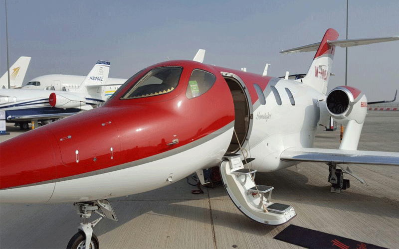 اتش أيه 420: أول طائرة تصنعها مجموعة "هوندا" اليابانية، صغيرة الحجم يصل طولها إلى 13 متراً وبمدى طيران إلى 2187 كم، تستوعب نحو 4 ركاب، وتبلغ قيمتها 4.5 ملايين دولار.