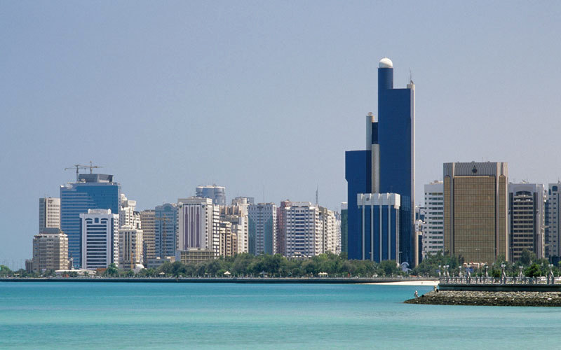 عقاريون يتوقعون أن يتزايد عدد الملّاك الذين يقبلون بتجديد إيجارات الوحدات السكنية بالقيم الإيجارية نفسها.

غيتي