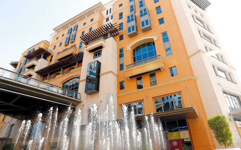 الدائرة أكدت التزامها بتقديم أفضل الممارسات لخدمة رجال الأعمال والتجار في إمارة دبي.  أرشيفية