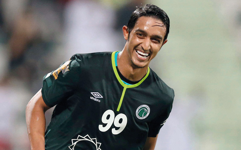 لاعب الشباب محمد إبراهيم يحتفل بهدفه في شباك الوصل. تصوير: أحمد عرديتي