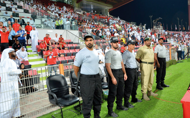 ضابط الارتباط أسهم في تراجع المشكلات التي كانت تظهر من حين إلى آخر في الملاعب. الإمارات اليوم