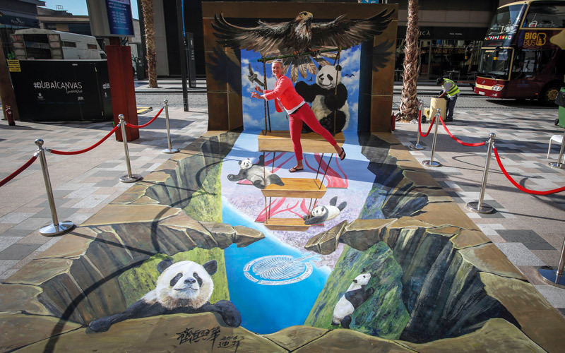 استطاعت الدورات السابقة من المهرجان أن تحقق حضوراً كتظاهرة فنية وثقافية بارزة وفريدة في المنطقة. الإمارات اليوم