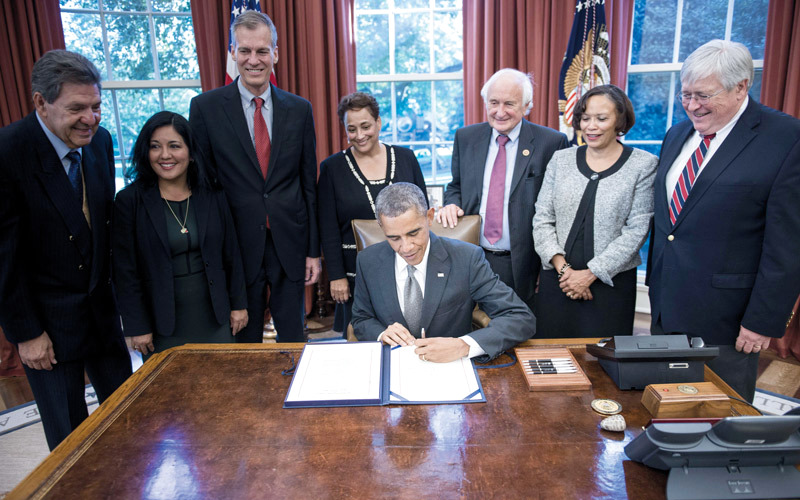 «أوباما كير» يُعد أهم إنجاز للرئيس الأميركي السابق. أ.ف.ب