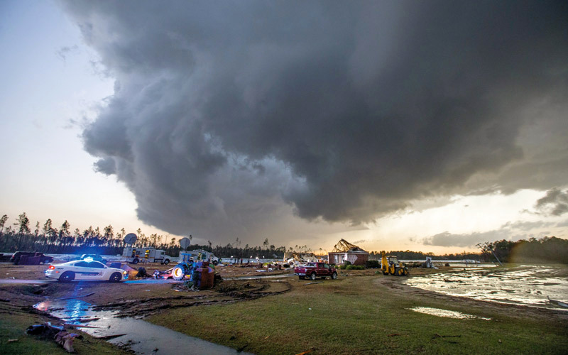 العاصفة تسببت في هطول ثلوج بلغ سمكها ما بين 15 و20 سنتيمتراً على منطقة كاتسكيلز في نيويورك والجبال في بنسلفانيا ونيو إنغلاند.