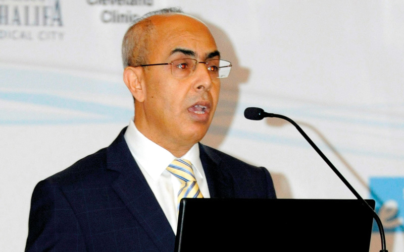 الدكتور عامر عزاز : البطاريات قد تكون خطرة ومهددة للحياة في حال تأخر استخراجها.