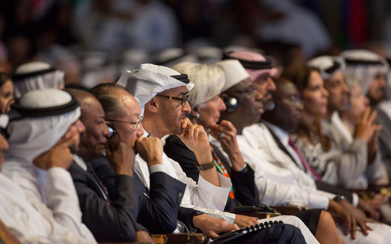 محمد بن زايد وحمدان بن محمد وحشد من الشخصيات الإقليمية والدولية في جلسة «استئناف الحضارة». وام