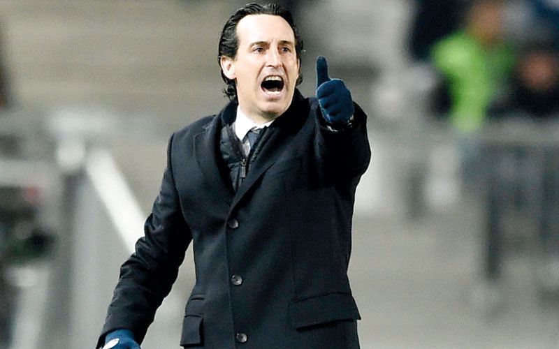 إيمري مدرب باريس سان جيرمان وضع الخطة المناسبة لقهر برشلونة. أ.ف.ب