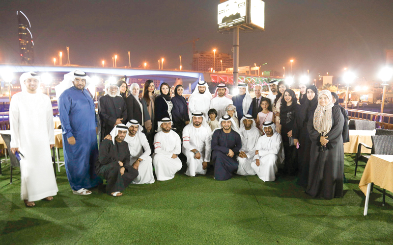 خصص الأسبوع الأول من المهرجان لفعاليات السعادة والتفكير الإيجابي. من المصدر