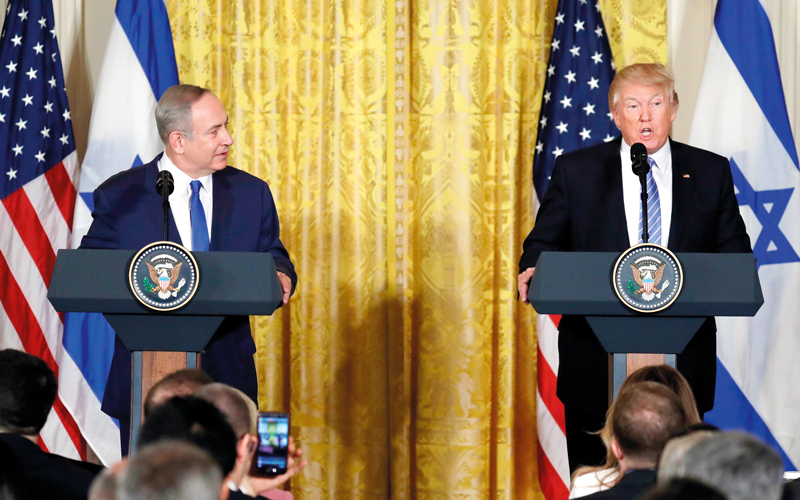 ترامب ونتنياهو خلال مؤتمر صحافي عقد أخيراً في واشنطن.  أرشيفية