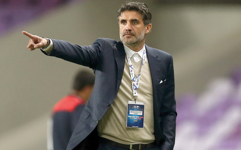 مدرب العين زوران. تصوير: إريك أرازاس