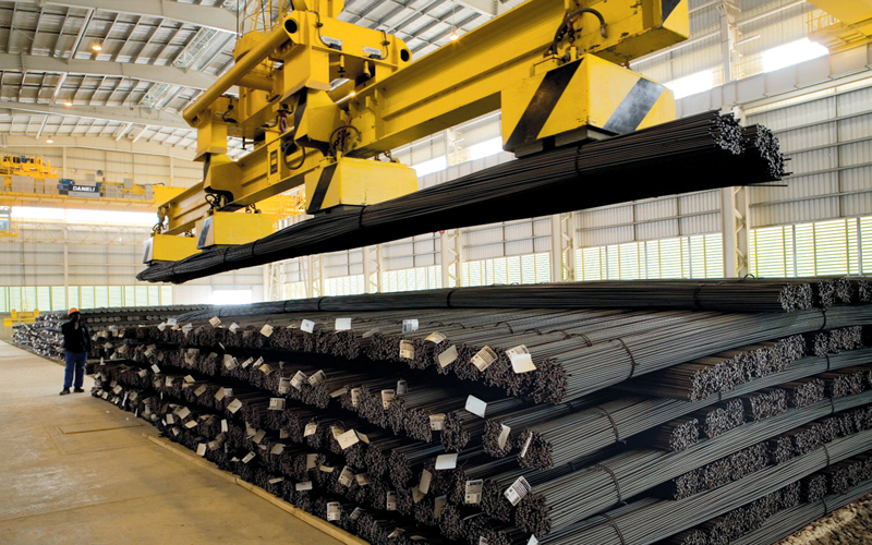 الحديد المحلي تضرر بشدة من عمليات الإغراق. الإمارات اليوم