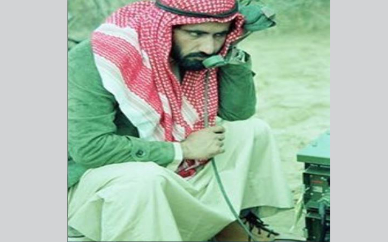 شاهد صورة لـ محمد بن راشد في أول يوم لتوليه منصب وزير الدفاع في الدولة
